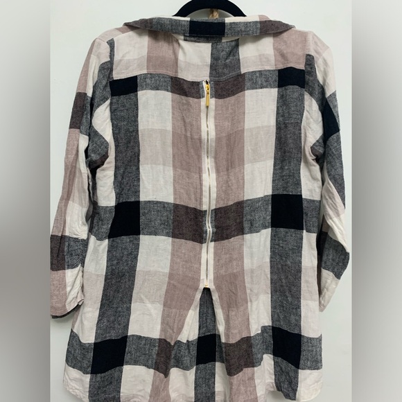 Soft Surroundings womens check linen button up - Picture 4 of 6